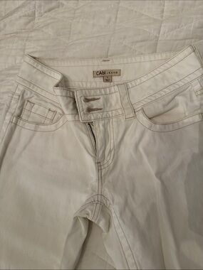 CAbi White Capri Denim Pants Size 2